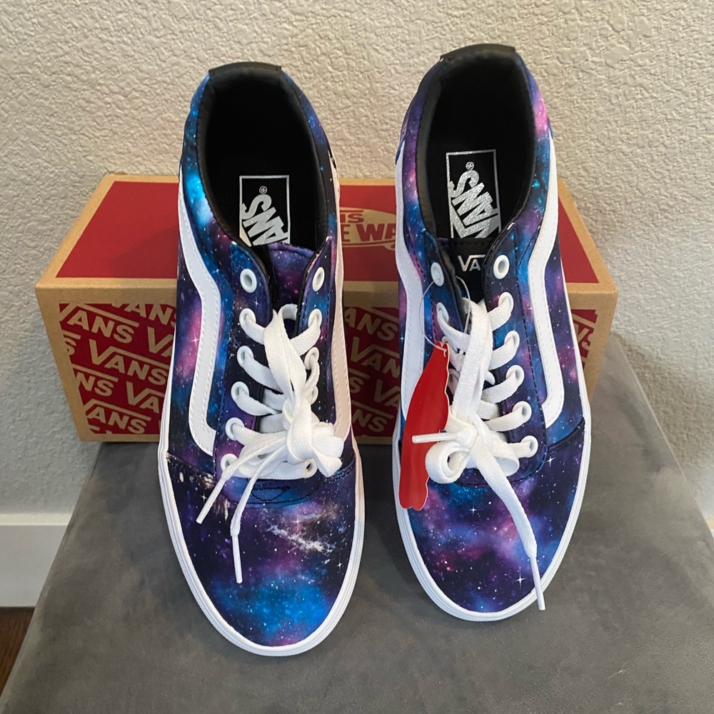 Brand new in box: Vans ward galaxy women’s size 8.5